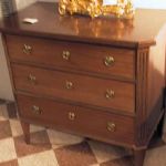 88 8101 CHEST OF DRAWERS